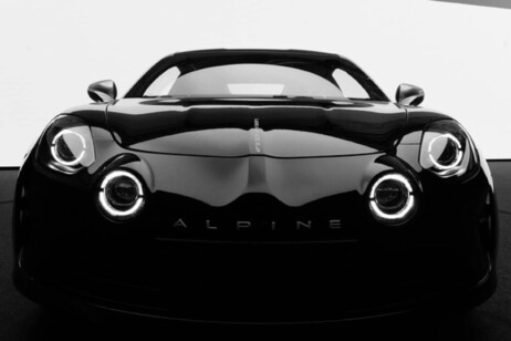 Alpine A110 Monochromatic tra arte e design