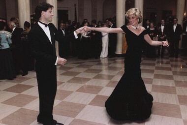 John Travolta balla con Diana alla Casa Bianca nel 1985