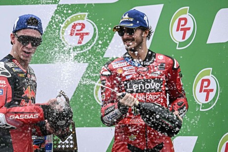 MotoGP: Bagnaia vince Gp Thailandia, Martin secondo