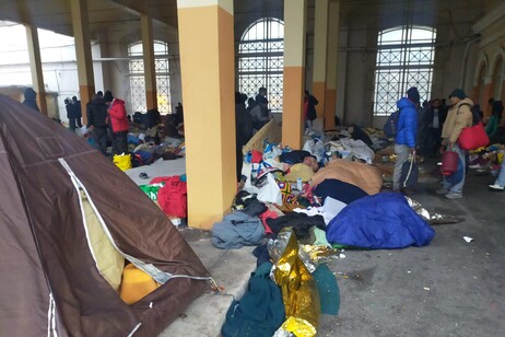 Operazione di sgombero di migranti dal Porto Vecchio Trieste