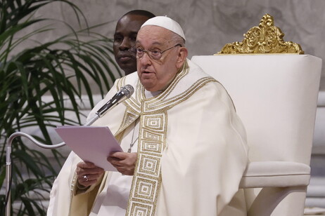 Papa in Basilica San Pietro,messa Giornata mondiale gioventù