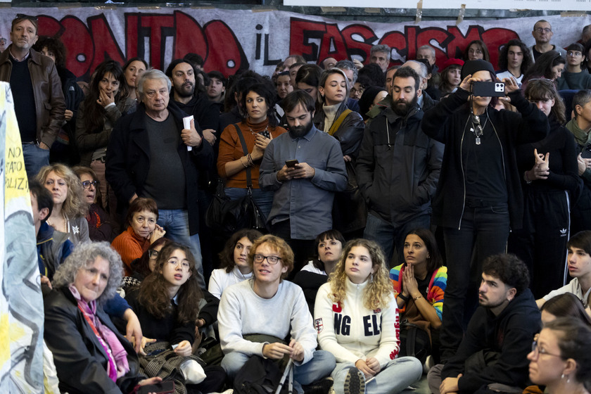 Centinaia in assemblea alla Sapienza per dire no a ddl sicurezza