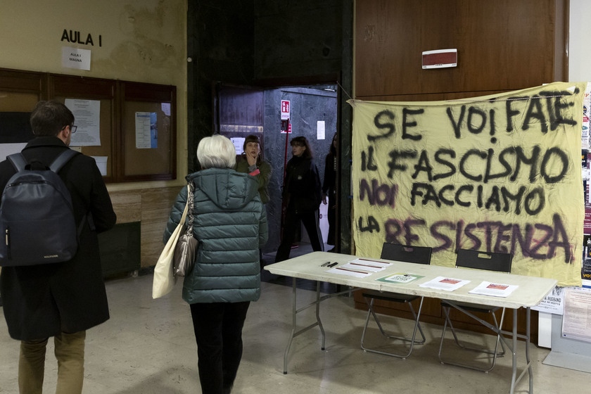 Centinaia in assemblea alla Sapienza per dire no a ddl sicurezza