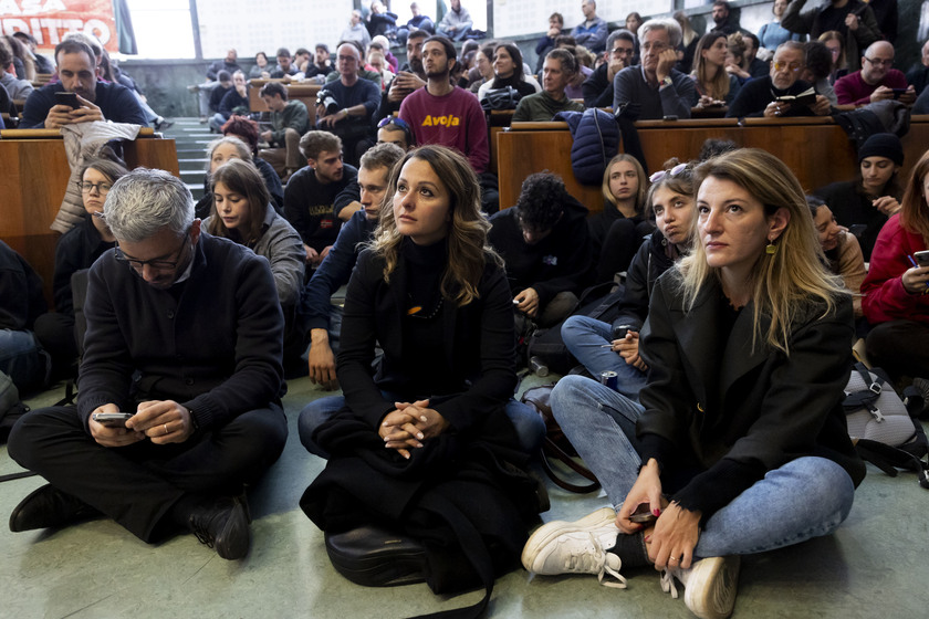 Centinaia in assemblea alla Sapienza per dire no a ddl sicurezza