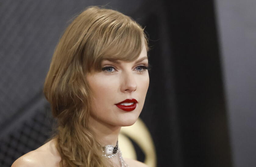 Arrivals - 66th Annual Grammy Awards