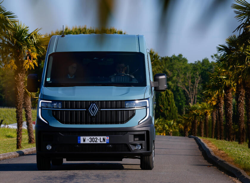 Furgone elettrico Renault Master e-Tech