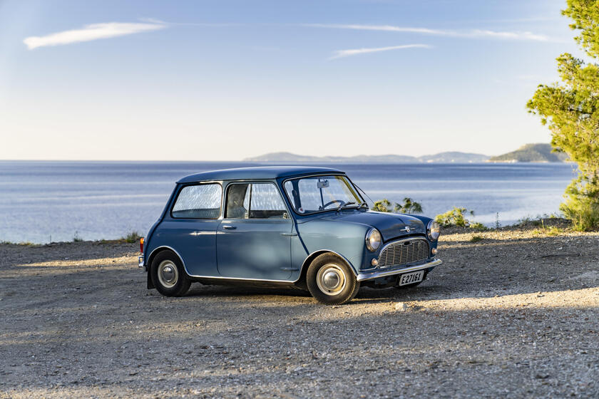 Mini compie 65 anni