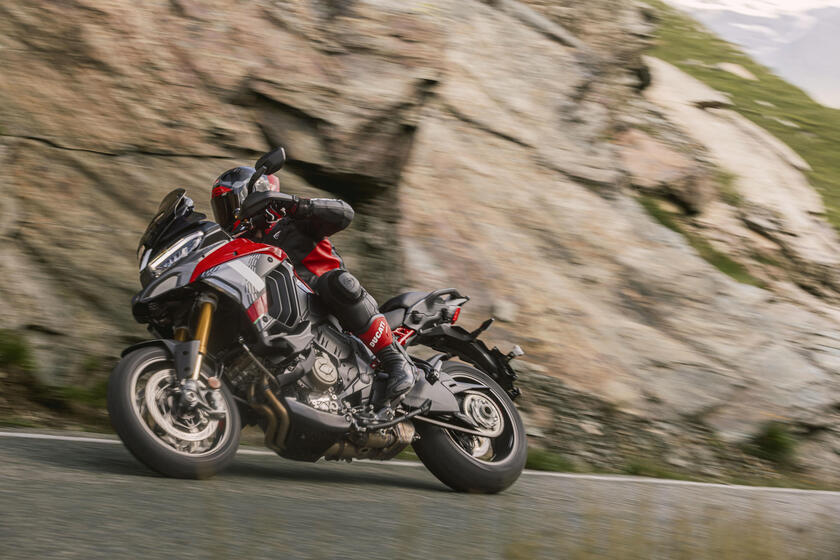 Nuova Ducati Multistrada V4 MY25